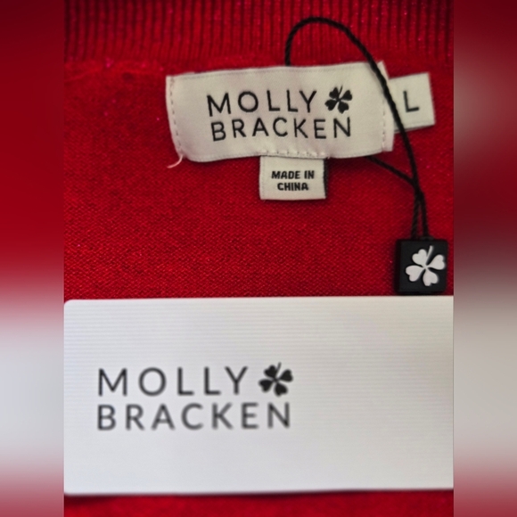 MOLLY BRACKEN NWT Red Sparkle V-Neck Sweater with Ruffle Shoulders. Size Large - Picture 9 of 13